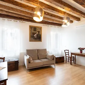 Favola A Apartment Venice